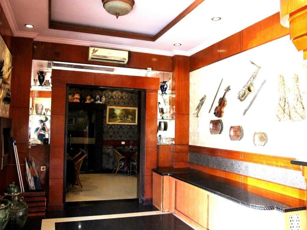 Hotel Menara Lexus Medan Exterior photo